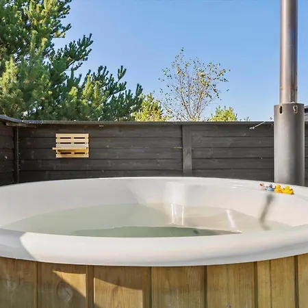 10727-ulfborg-dommersovej-7 بيت للعطل *